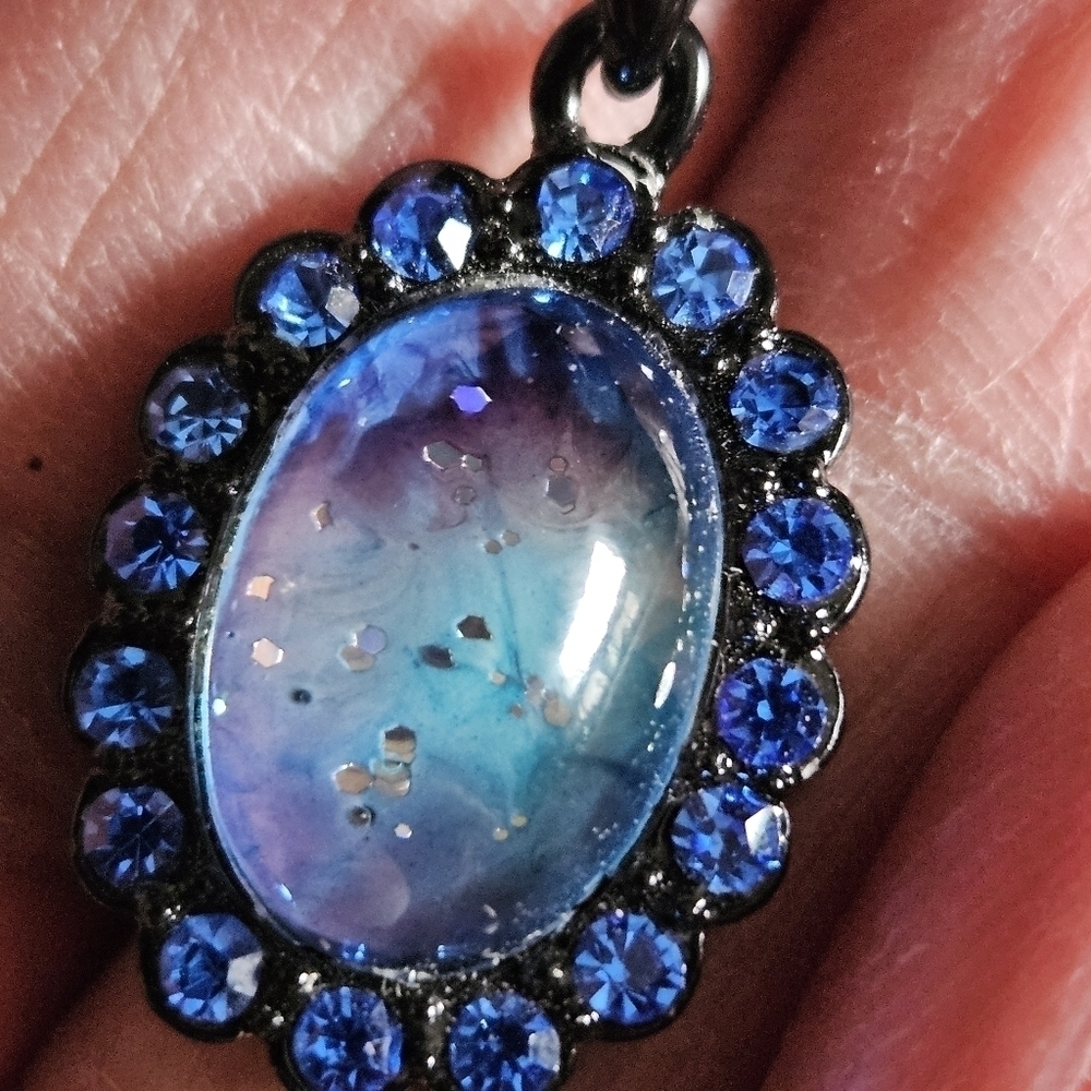 Vintage Blue Moonstone/Glass & Crystal Rhinestone Pendant Necklace